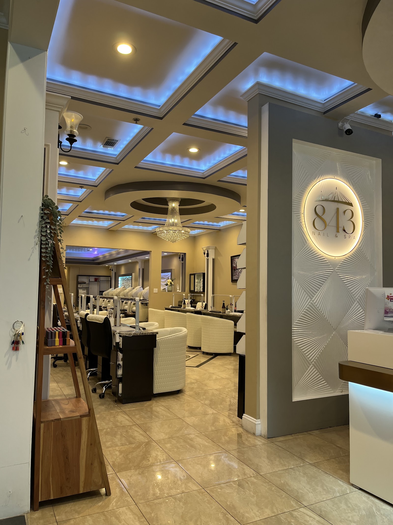 843 NAIL & SPA nail photo 4